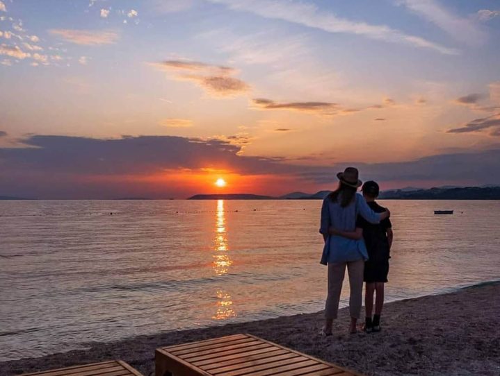 71072447_1096453650564022_7729794028639617024_n